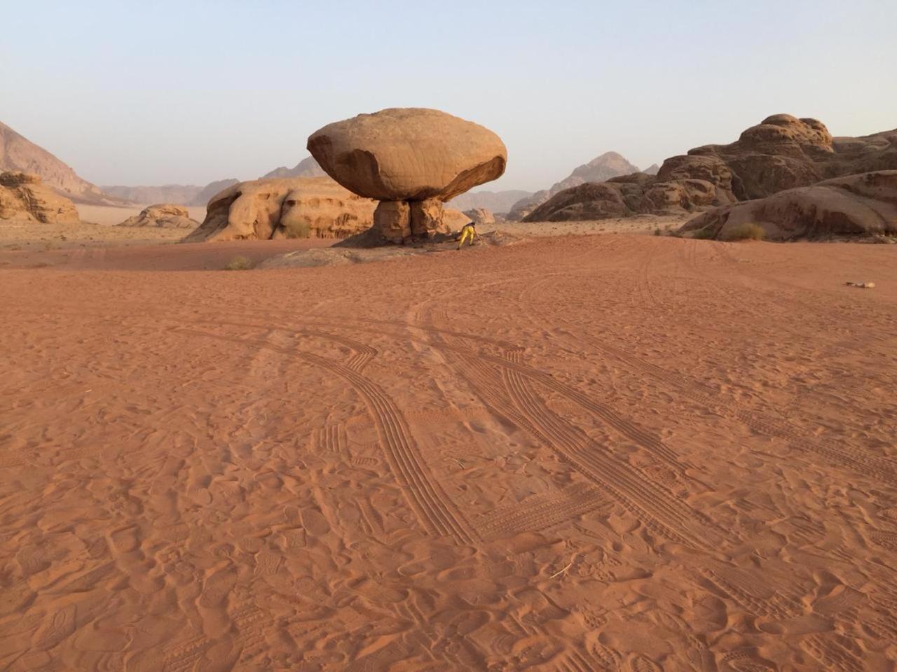 Bubble Tent & Luxury Camp Hotel Wadi Rum Exterior photo