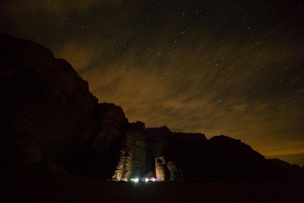 Bubble Tent & Luxury Camp Hotel Wadi Rum Exterior photo